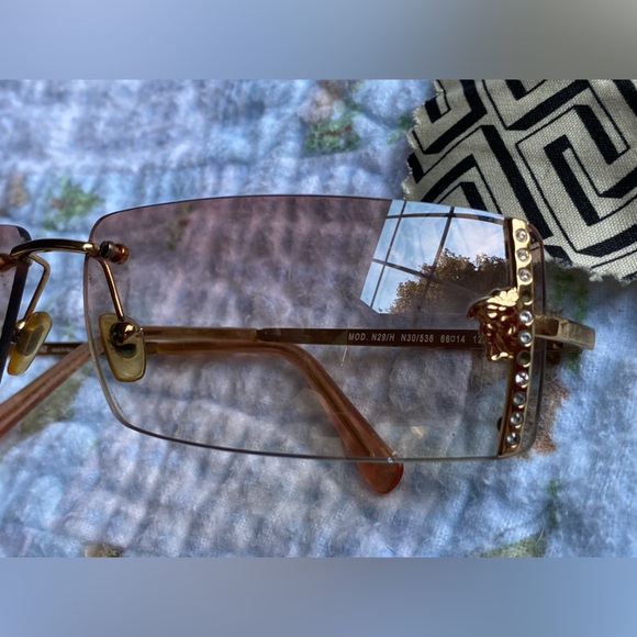 Versace Sunglasses. Vintage. Pink ish hue lenses. Well loved. - Picture 10 of 16